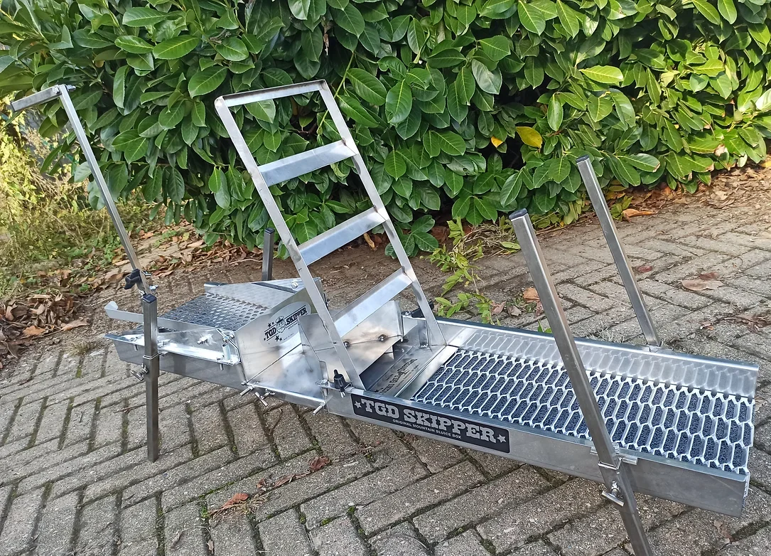 Skipper – Sluice box con setaccio integrato e scarico ghiaia a pedale